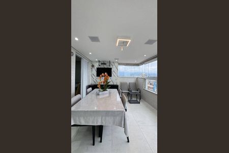 4_photo/94ce2029d9.ca4b70c8e8b1136d-ATLAS-9f509ea3-4da2-40f6-b26a-c99794b7fdec.jpg de apartamento à venda com 2 quartos, 89m² em Vila Caiçara, Praia Grande