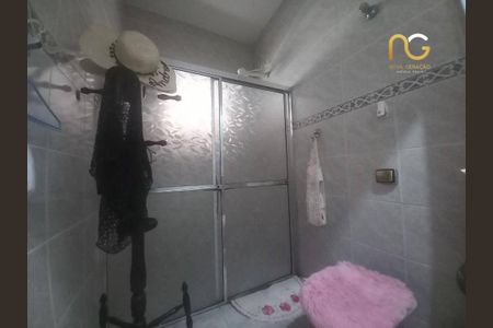 22_photo/94ce2029f9.1cf36469cc62d903-ATLAS-02ce1ba3-00cd-4f7c-b15b-e6885129ba6d.jpg de casa à venda com 3 quartos, 155m² em Jardim Melvi, Praia Grande