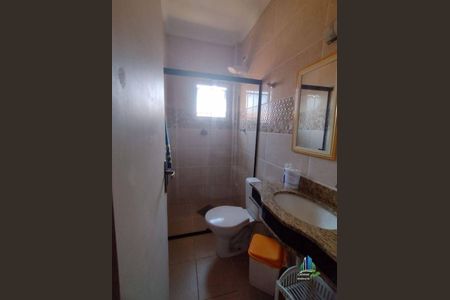 5_photo/94ce202a01.d064f87ba2f4a60c-ATLAS-816c9cbb-3ee5-46e2-9e81-ca8564d33f52.jpg de casa à venda com 3 quartos, 130m² em Vila Caiçara, Praia Grande