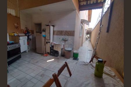 7_photo/94ce202a01.d064f87ba2f4a60c-ATLAS-cae24bce-77e9-482b-b7fc-62dfbea34d08.jpg de casa à venda com 3 quartos, 130m² em Vila Caiçara, Praia Grande