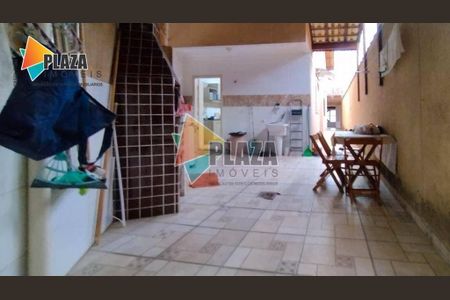 12_photo/94ce202a05.9803aeba41cbaf1e-ATLAS-a8bfb3a7-302a-4f1e-bf2c-6040ecc51b04.jpg de casa à venda com 3 quartos, 129m² em Vila Caiçara, Praia Grande