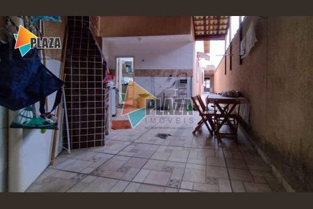 36_photo/94ce202a05.9803aeba41cbaf1e-ATLAS-c364e58d-33ce-4ce5-84af-4c622a9a6825.jpg de casa à venda com 3 quartos, 130m² em Vila Caiçara, Praia Grande