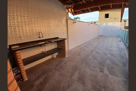 6_photo/94ce202aab.61bfc18f4f00076e-ATLAS-2097264c-7c28-48a5-96f7-6124bcedfcb4.jpg de casa à venda com 3 quartos, 120m² em Maracanã, Praia Grande