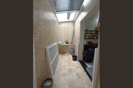 14_photo/94ce202b09.9f2f9dbf5e089871-ATLAS-1ed4a7b5-f36d-4196-bc0e-384e9178e8e1.jpg de casa à venda com 2 quartos, 55m² em Vila Caiçara, Praia Grande