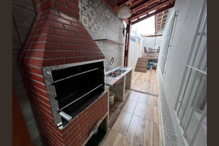 7_photo/94ce202b0d.75cc6278be768f3a-ATLAS-e68fb9bd-26a8-4587-a243-69b34c995ce0.jpg de casa à venda com 2 quartos, 71m² em Jardim Melvi, Praia Grande