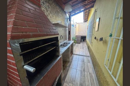 8_photo/94ce202b0d.cdc64692fcc9170d-ATLAS-e14982e5-c089-4c5b-aee9-f5b09a21e2cf.jpg de casa à venda com 2 quartos, 71m² em Jardim Melvi, Praia Grande