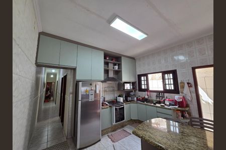 24_photo/94ce202bbb.b028408754d3f5d1-ATLAS-501ed25f-a163-4801-9b2f-c5158e9ffde5.jpg de casa à venda com 3 quartos, 127m² em Jardim Melvi, Praia Grande