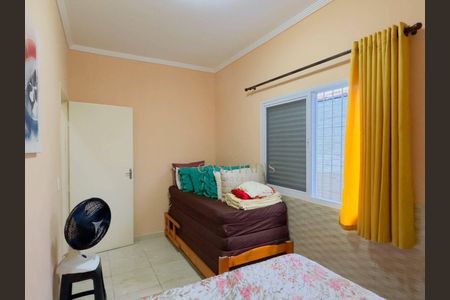 5_photo/94ce202be3.6d966f5fb5582f4e-ATLAS-75662fac-3ba2-4cc1-aa3f-808ab6a9d82e.jpg de casa à venda com 3 quartos, 107m² em Vila Caiçara, Praia Grande