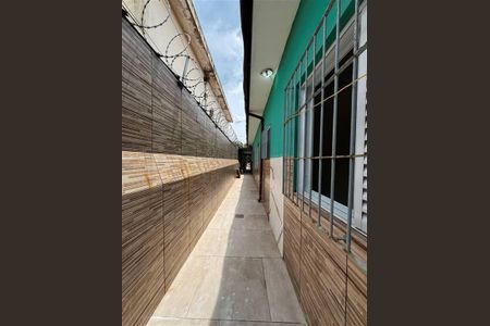 19_photo/94ce202bfb.b60f5a7682bed42c-ATLAS-da508e7e-a014-4b07-8fe4-328b353fbc28.jpg de casa à venda com 3 quartos, 140m² em Vila Caiçara, Praia Grande