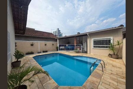 2_photo/94ce202c61.2b4381d368a6f37f-ATLAS-285fbd06-24b4-4e0a-a99a-505de862e3ba.jpg de casa à venda com 3 quartos, 145m² em Vila Caiçara, Praia Grande