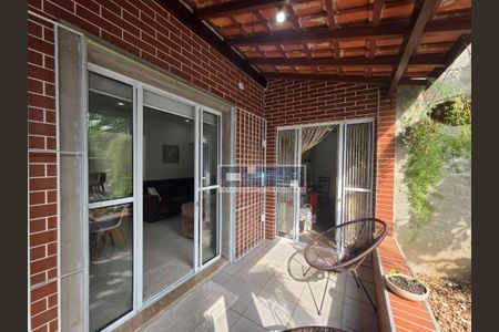 13_photo/94ce202c61.2b4381d368a6f37f-ATLAS-7290063f-0a9e-44a1-ab0a-fb78e73c0516.jpg de casa à venda com 3 quartos, 145m² em Vila Caiçara, Praia Grande