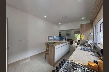 19_photo/94ce202c61.2b4381d368a6f37f-ATLAS-91926abe-8e30-4ad0-99a1-c1245aeb8b5a.jpg de casa à venda com 3 quartos, 145m² em Vila Caiçara, Praia Grande