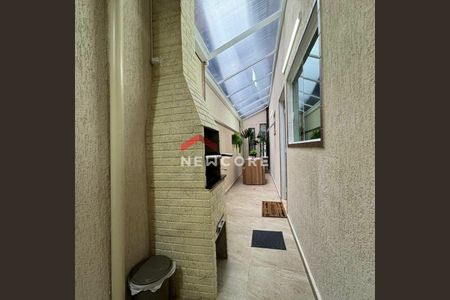 5_photo/94ce202c9b.0c545a3b42f8eb96-ATLAS-382b9a7b-15e6-4e34-9038-0a77e3a4457c.jpg de casa à venda com 2 quartos, 120m² em Vila Caiçara, Praia Grande