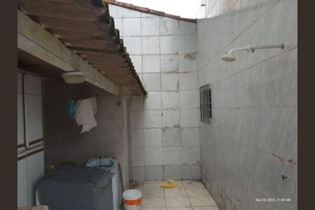 6_photo/94ce202cc1.7a5fc3e073777579-ATLAS-87714ccf-e957-4809-b0d7-0d6d532a96d2.jpg de casa à venda com 2 quartos, 64m² em Vila Caiçara, Praia Grande