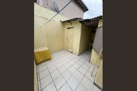 5_photo/94ce202ccd.a64c9b8819d7c011-ATLAS-a8689eaa-38f7-4e47-af88-022b5c0a799c.jpg de casa à venda com 2 quartos, 140m² em Vila Caiçara, Praia Grande