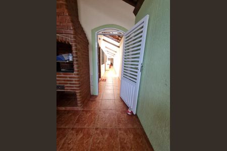 4_photo/94ce202cf5.2b7ed266e2b18a42-ATLAS-2641b922-d3cd-47fd-bf89-a4854c06b9ec.jpg de casa à venda com 2 quartos, 98m² em Vila Caiçara, Praia Grande