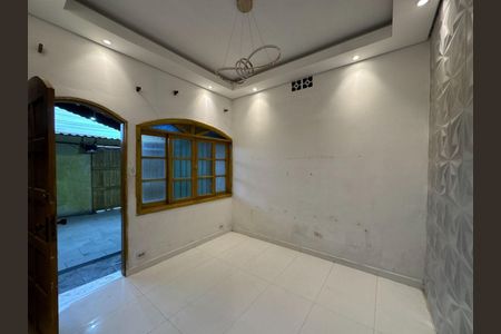 5_photo/94ce202d37.e05330e77f2ddff2-ATLAS-23ca76d3-46f9-4fd4-b1d1-53e17c3f07d1.jpg de casa à venda com 2 quartos, 100m² em Vila Caiçara, Praia Grande