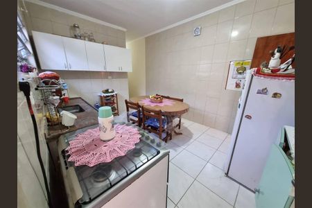 10_photo/94ce202d73.34a8c46059515e81-ATLAS-fb0d8e0c-5498-4a04-8013-9f201307e6ee.jpg de casa à venda com 2 quartos, 139m² em Vila Caiçara, Praia Grande
