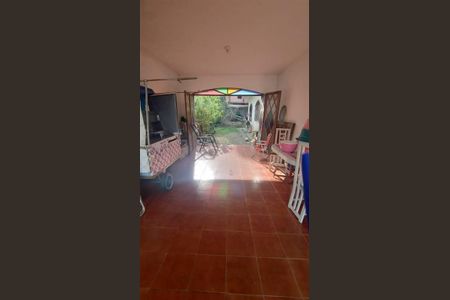 12_photo/94ce202e1b.5bc4e555b9c29fe3-ATLAS-bda91666-c27b-4b3e-a782-975f85d938f1.jpg de casa à venda com 1 quarto, 159m² em Vila Caiçara, Praia Grande