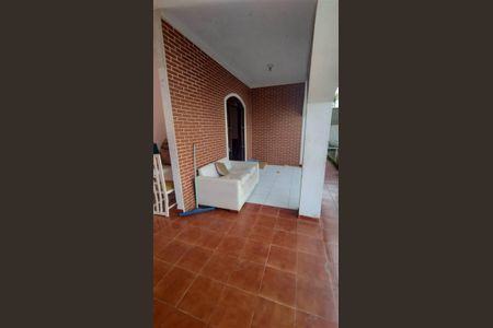 5_photo/94ce202e1b.5bc4e555b9c29fe3-ATLAS-e622a4ca-ba32-485c-b381-08835d5f80c9.jpg de casa à venda com 1 quarto, 159m² em Vila Caiçara, Praia Grande