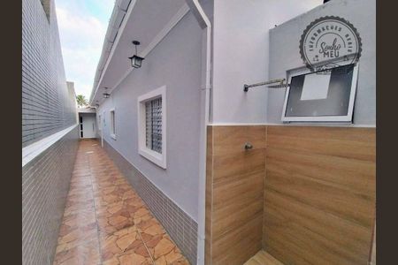 8_photo/94ce202e2d.edf2212802869f81-ATLAS-4892a9ec-e8a7-4940-9726-5eed72edc5bb.jpg de casa à venda com 3 quartos, 88m² em Vila Caiçara, Praia Grande