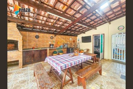 40_photo/94ce202e37.929e80df48862145-ATLAS-3b556e10-cf79-4385-996f-50ec9086f9ef.jpg de casa à venda com 3 quartos, 139m² em Vila Caiçara, Praia Grande