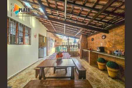 42_photo/94ce202e41.a35d824f3af3fba0-ATLAS-a58b6d13-4282-40e5-8fc7-cc546174ecbc.jpg de casa para alugar com 3 quartos, 140m² em Vila Caiçara, Praia Grande