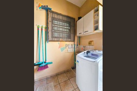 38_photo/94ce202e41.a35d824f3af3fba0-ATLAS-c93bea29-88e8-4bf0-9946-e1067f9f276e.jpg de casa para alugar com 3 quartos, 140m² em Vila Caiçara, Praia Grande