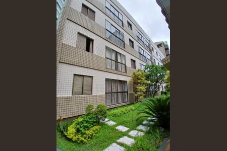 2_photo/94ce202e59.fe3e73c23f2cddb7-ATLAS-27e63eb7-7c85-4133-b3b4-83fa3233b0e2.jpg de apartamento à venda com 1 quarto, 43m² em Vila Caiçara, Praia Grande