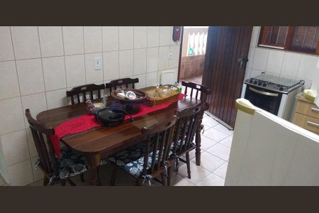 4_photo/94ce202e5d.f7fe6dbefd3a263e-ATLAS-1ca70de7-064a-47a4-a5c3-f57d2e955cd4.jpg de casa à venda com 3 quartos, 150m² em Vila Caiçara, Praia Grande