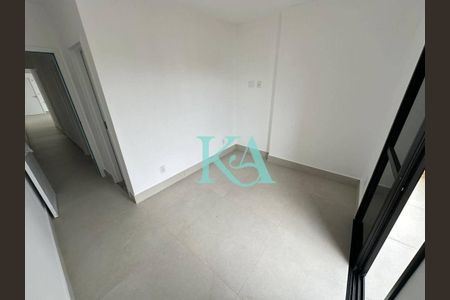 9_photo/94ce202e6f.1f09b085e3da25d3-ATLAS-c465431f-6b09-45b5-9b78-cf03df23e2ef.jpg de apartamento à venda com 2 quartos, 71m² em Vila Caiçara, Praia Grande