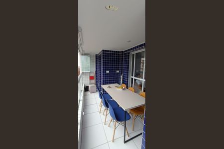 5_photo/94ce202e91.c4a86b3c211625c7-ATLAS-d0eeb7d4-67bd-48cd-8fa7-6c2a3e73ae43.jpg de apartamento à venda com 2 quartos, 60m² em Vila Caiçara, Praia Grande