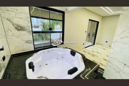 49_photo/94ce202ed3.a095ebe9a9b9d05b-ATLAS-368a5701-c754-497a-a00a-9112c44ebc6e.jpg de casa à venda com 4 quartos, 235m² em Vila Caiçara, Praia Grande