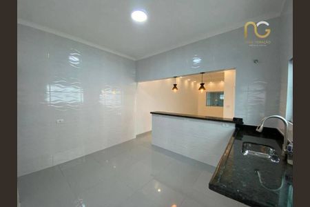 11_photo/94ce202eef.5b63f18bcccc212e-ATLAS-548cefca-d4b5-4074-ba6a-a9ebd460c446.jpg de casa à venda com 3 quartos, 140m² em Vila Caiçara, Praia Grande