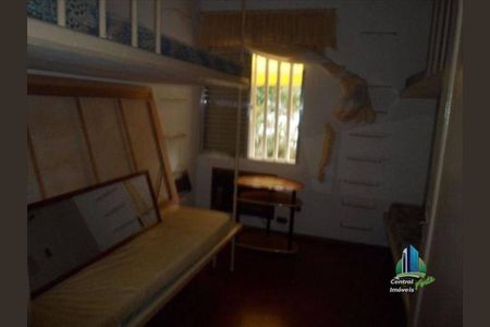 4_photo/94ce202fcb.ef9097c2fd5b064b-ATLAS-c689fd39-79d7-40ef-8d1d-cf46c4fb2d04.jpg de casa à venda com 3 quartos, 210m² em Vila Caiçara, Praia Grande