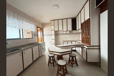 6_photo/94ce2030df.1fd4ee00eebb9f07-ATLAS-a46cbab2-b3ac-4cc0-b4e6-a881032ea146.jpg de apartamento à venda com 2 quartos, 89m² em Vila Caiçara, Praia Grande