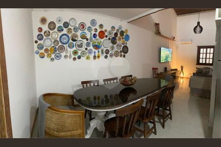 6_photo/94ce203117.5e2511c6536d59b0-ATLAS-1a503d7c-5845-4ec1-a6d3-331514bdbefd.jpg de casa à venda com 4 quartos, 220m² em Vila Caiçara, Praia Grande