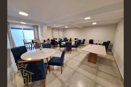 4_photo/94ce20312b.da57b8eb07f20d75-ATLAS-2043c821-95a3-4de5-853e-4dab81fa1f62.jpg de apartamento à venda com 2 quartos, 76m² em Vila Caiçara, Praia Grande