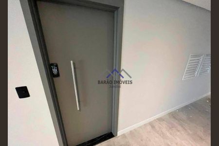 8_photo/94ce203169.63c954cc5cccde4c-ATLAS-4c7dd3a0-c35e-4c14-bec7-1ca1bbb19e6a.jpg de apartamento à venda com 1 quarto, 52m² em Vila Caiçara, Praia Grande