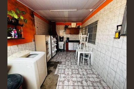 6_photo/94ce20328f.ff814dd41d6488d0-ATLAS-ef97c398-f3ce-4f58-a2da-2f2f8ef700d1.jpg de casa à venda com 2 quartos, 123m² em Vila Caiçara, Praia Grande