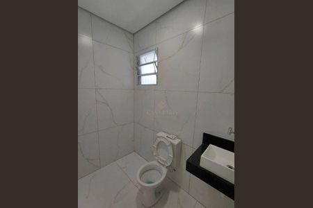 3_photo/94ce2032b7.2b112f619e56b1f7-ATLAS-dd74fb60-1dc3-41c1-91ee-d11f3e62d460.jpg de casa à venda com 2 quartos, 150m² em Vila Caiçara, Praia Grande