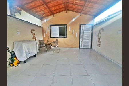 17_photo/94ce2032bd.e2451d589f4ca2b2-ATLAS-15e62e84-c78b-44fe-bbeb-2b63c1dae3e5.jpg de casa à venda com 2 quartos, 97m² em Vila Caiçara, Praia Grande