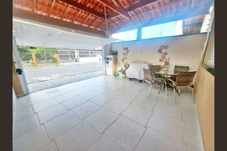 16_photo/94ce2032bd.e2451d589f4ca2b2-ATLAS-5fea39df-ae2f-4fac-95ae-8f19322c412d.jpg de casa à venda com 2 quartos, 97m² em Vila Caiçara, Praia Grande