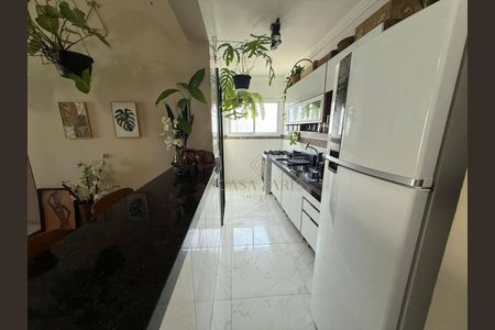 4_photo/94ce2032f7.7b13bfe926ae444b-ATLAS-3397ddc9-bef9-4455-8d75-1e0a64c8034d.jpg de apartamento à venda com 1 quarto, 60m² em Vila Caiçara, Praia Grande