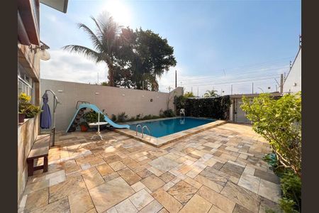 3_photo/94ce20334f.94cacd11540bb35e-ATLAS-8c372b6b-6e66-4586-9d7e-b0e79d7fc0ca.jpg de casa à venda com 4 quartos, 254m² em Vila Caiçara, Praia Grande