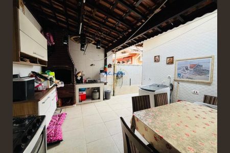 27_photo/94ce2033d7.589418af3e1c9350-ATLAS-54fc19fa-c87a-4f4c-9db8-40285e23ac85.jpg de casa à venda com 2 quartos, 73m² em Vila Caiçara, Praia Grande