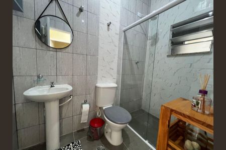 18_photo/94ce2033f5.e6df0ac8156741c9-ATLAS-a63a74cf-0e8e-42f6-a52f-185fc537af34.jpg de casa à venda com 2 quartos, 42m² em Vila Caiçara, Praia Grande