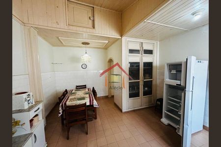 11_photo/94ce20343b.0ac0db680b07ab9c-ATLAS-cc5faa8d-a299-4441-86b2-b11e7c7bdf96.jpg de casa à venda com 2 quartos, 85m² em Vila Caiçara, Praia Grande