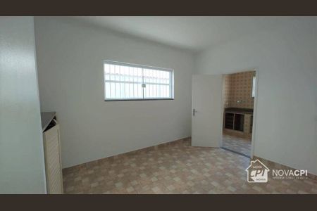 11_photo/94ce2034df.f049d60be2a601bd-ATLAS-187c1e75-5399-4212-ad09-e0b370ed4fbe.jpg de casa à venda com 3 quartos, 185m² em Vila Caiçara, Praia Grande