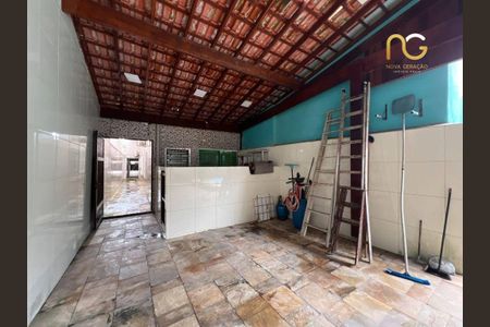 19_photo/94ce203519.0b41dd9f8e6ad8d9-ATLAS-e5dfeab5-c88b-4ca5-b2a2-dcd8c3f21f69.jpg de casa à venda com 3 quartos, 180m² em Vila Caiçara, Praia Grande